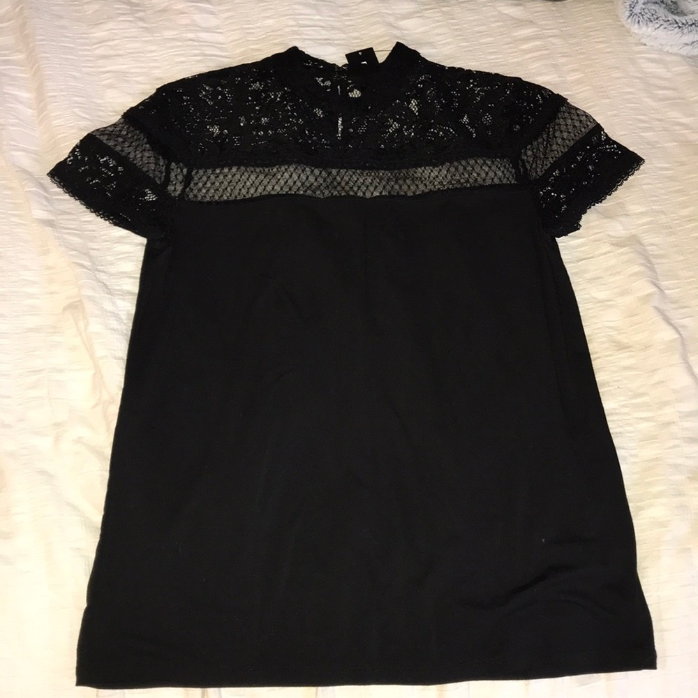 NWT Lace Mock Neck Top